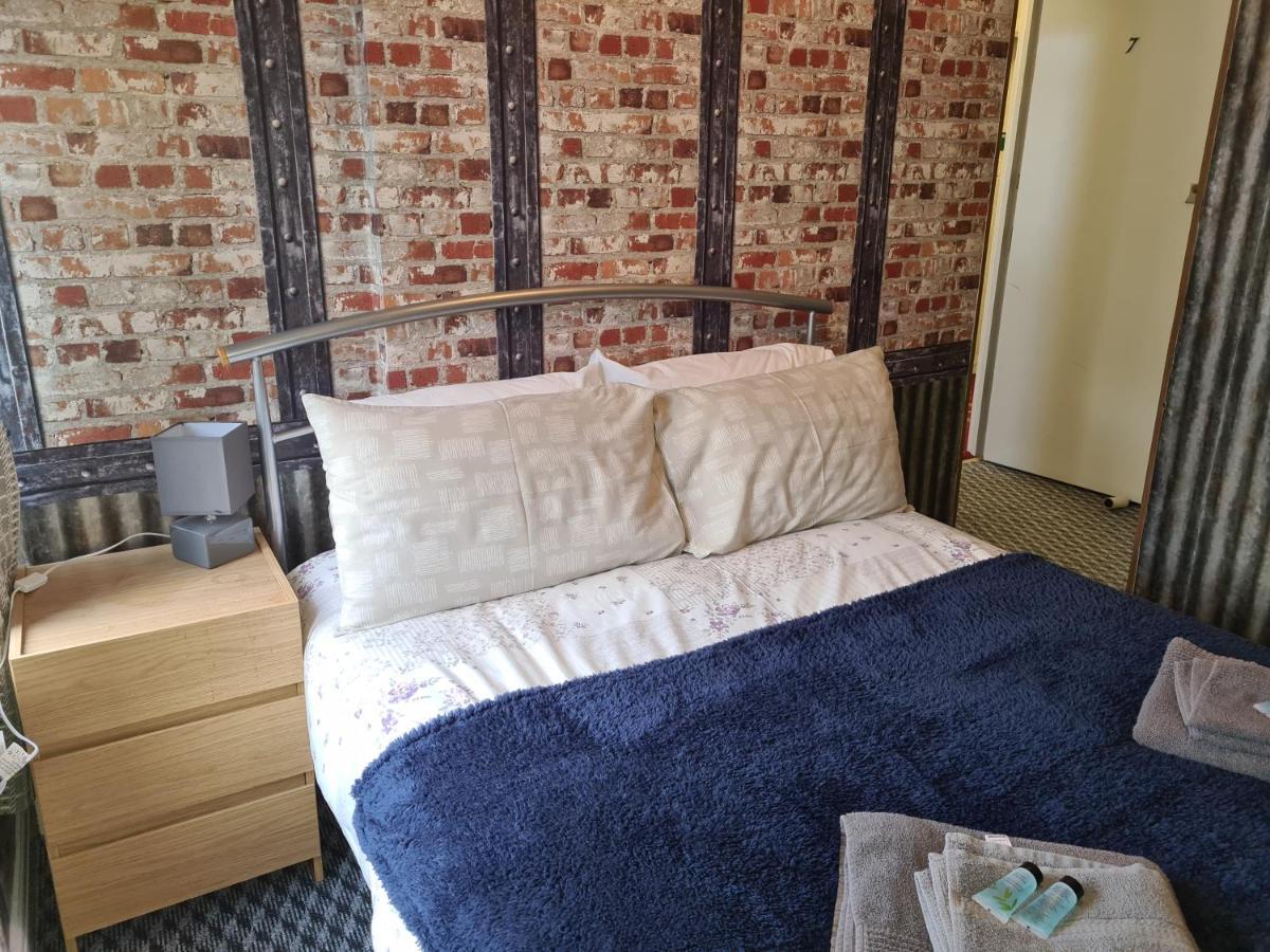 The Ladybird Guesthouse เกรทยาร์มัธ ภายนอก รูปภาพ